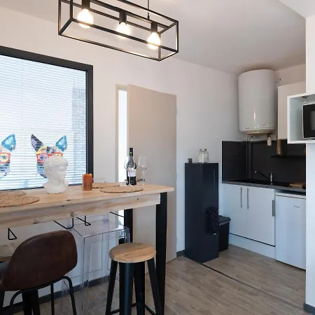 Apartment Cachette Chic A *